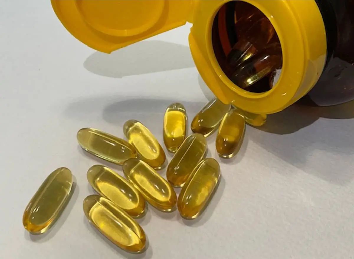 image of omega-3 fish oil capsules